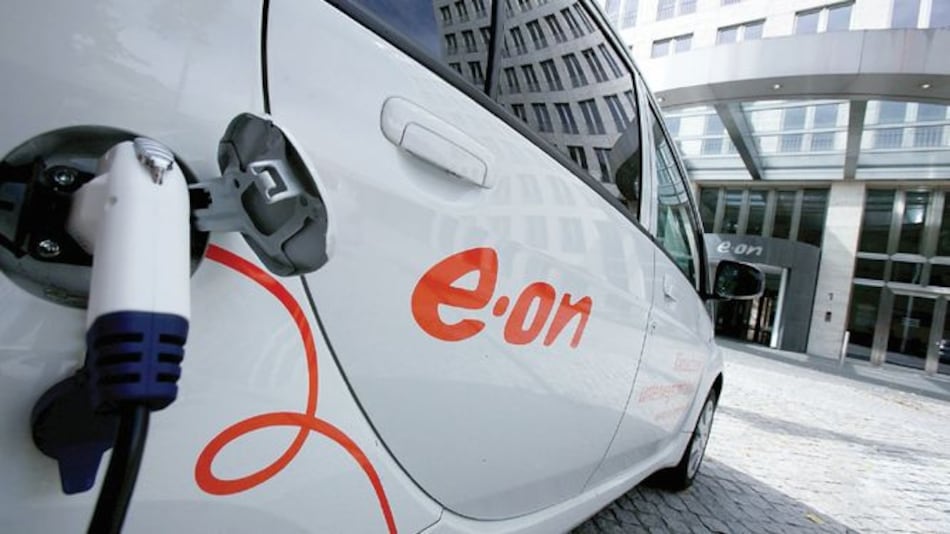 Autos eléctricos, la nueva lucha entre las automotrices