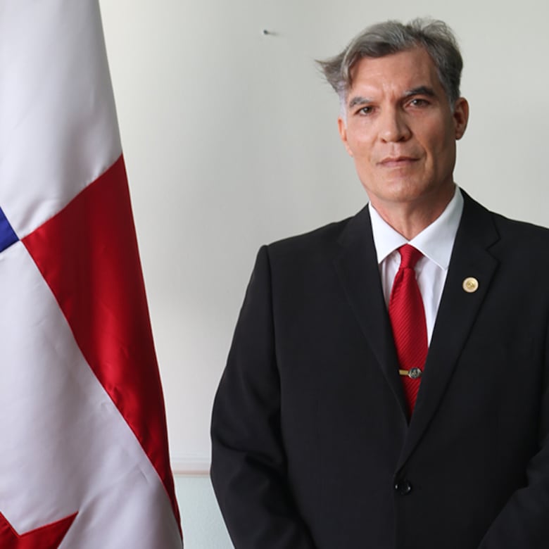 Elecciones en la UMIP: separan a Víctor Luna y designan a Tomás Díaz como rector encargado