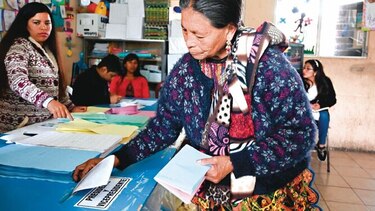 Guatemaltecos irán a balotaje en agosto para elegir un nuevo presidente