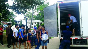 Reactivan servicio de agua en el oeste