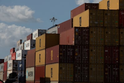 Los puertos centroamericanos movilizaron 15.2 millones de TEU: Panamá lidera la actividad