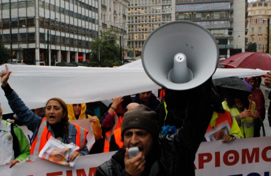 Suspenden huelga de aviación civil griega tras el apoyo de sector turístico