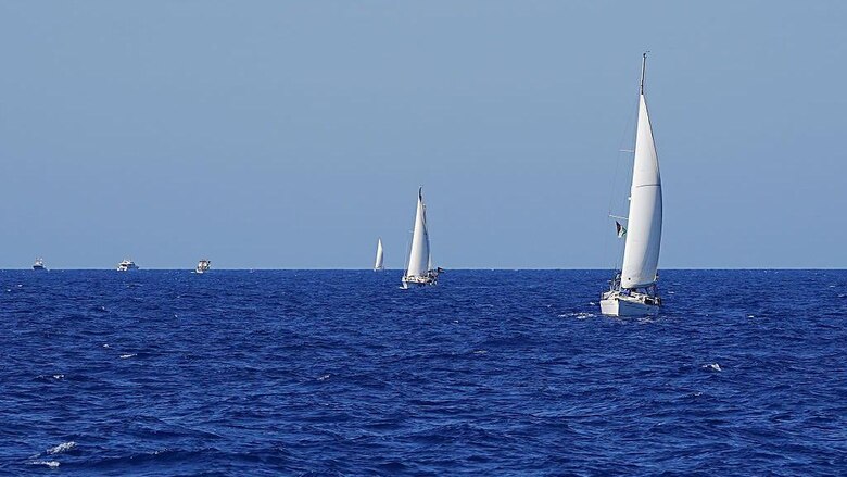 Las imágenes de la flotilla internacional con ayuda humanitaria para Gaza que se acerca a aguas controladas por Israel