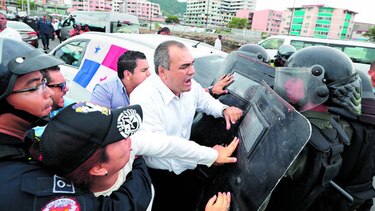 Un decreto regulará Uber y plataformas digitales de transporte selectivo