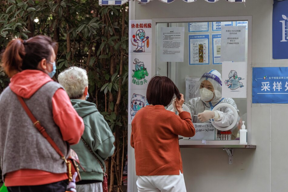 La OMS pide a China información más detallada sobre la última ola de coronavirus