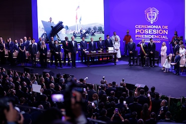 10 hechos que ponen a prueba las primeras horas del nuevo Gobierno de Colombia