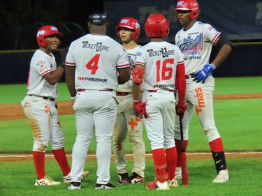 Panamá Metro amplía su ventaja y Panamá Oeste empata su serie