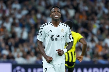 Vinícius sufre una lesión muscular y será baja para Liverpool