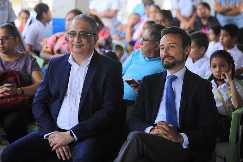 Energía solidaria: Naturgy mejora infraestructura eléctrica y climatización en escuela de Natá