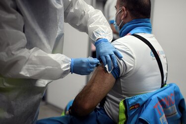 España comenzará a enviar a América Latina vacunas anticovid prometidas