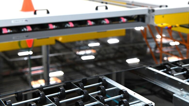 Qué es la perovskita, el "material maravilloso" que impulsa la revolución de la energía solar