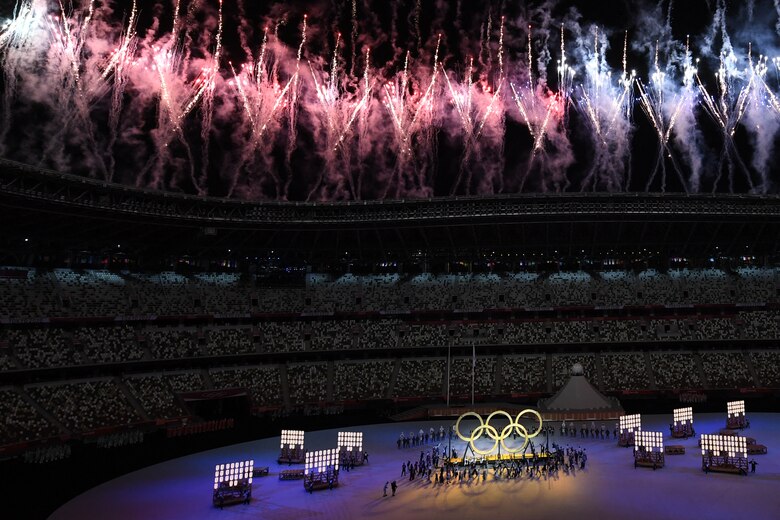 Tras 2 mil 872 días de espera y dudas, empieza la ceremonia de apertura de los Juegos de Tokio