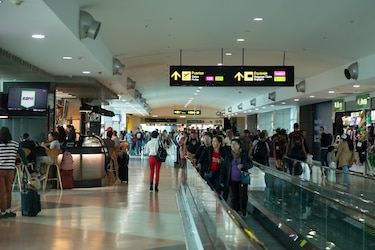 Tráfico mundial de pasajeros a 75.3% de las cifras prepandemia