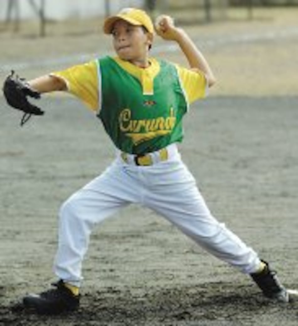 Curundú le pega a Parque y está invicto