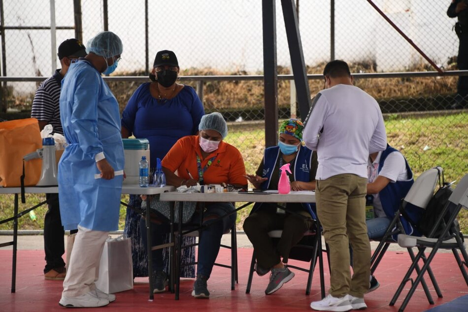 Procurador de la Administración considera que hisopados no pueden ser aplicados de forma obligatoria