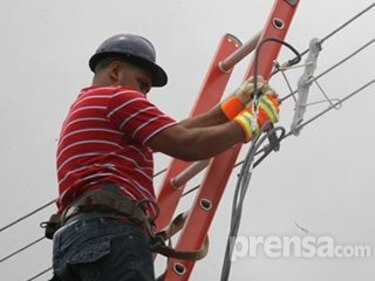Presentarán denuncias por altas ofertas en energía