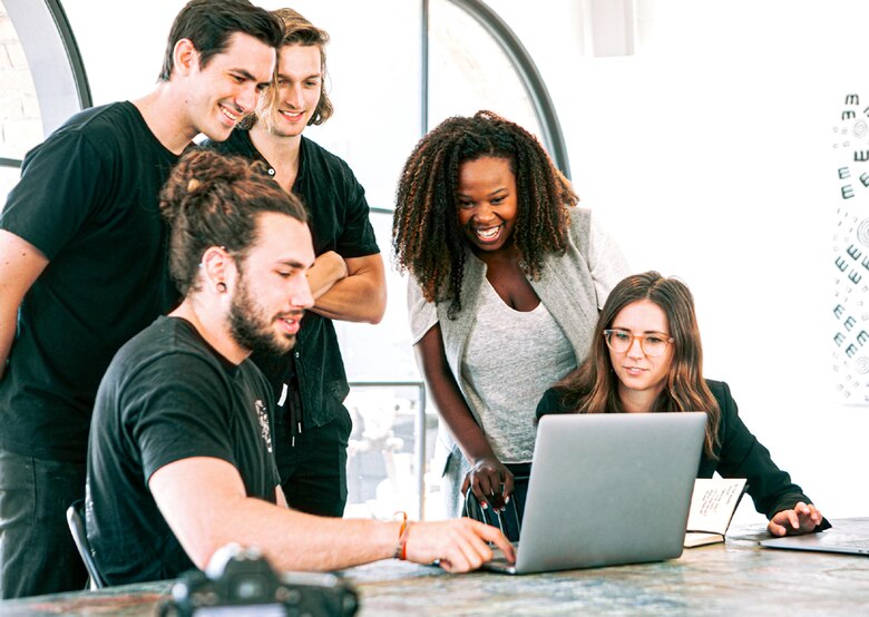 Preztamos.com: Pionero en innovación financiera y colaboración tecnológica en Panamá y la Región