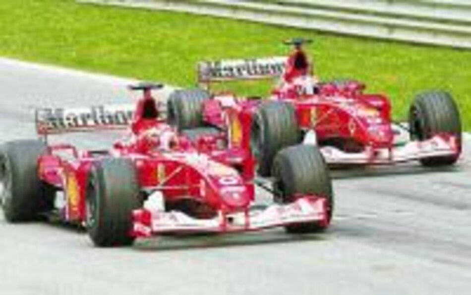 Barrichello le regala la victoria a Schumacher en Austria