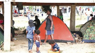 Grupo de cubanos albergados en Los Planes de Gualaca pedirá refugio en Panamá