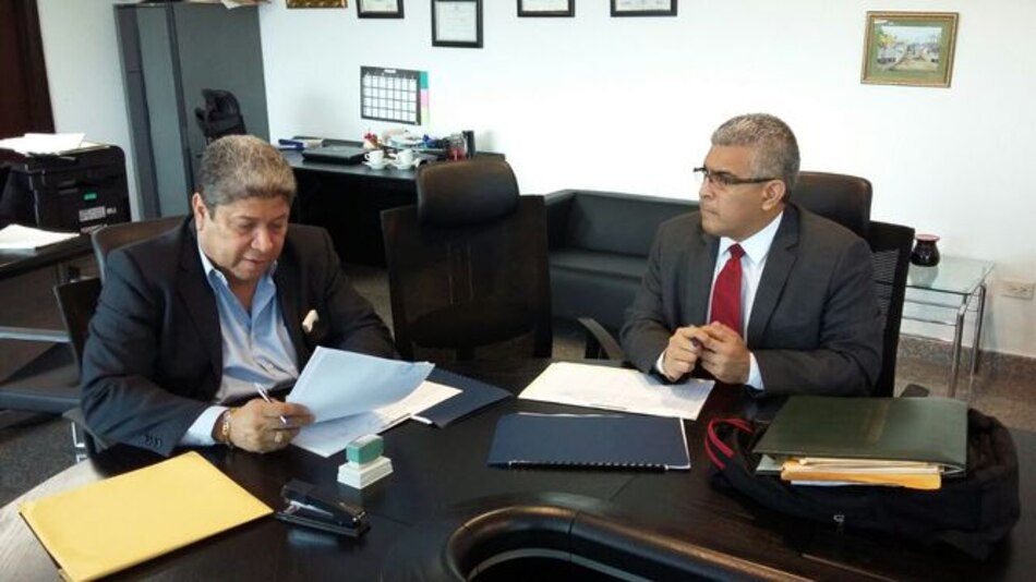 Javier Ordinola se postula como candidato a magistrado del Tribunal Electoral