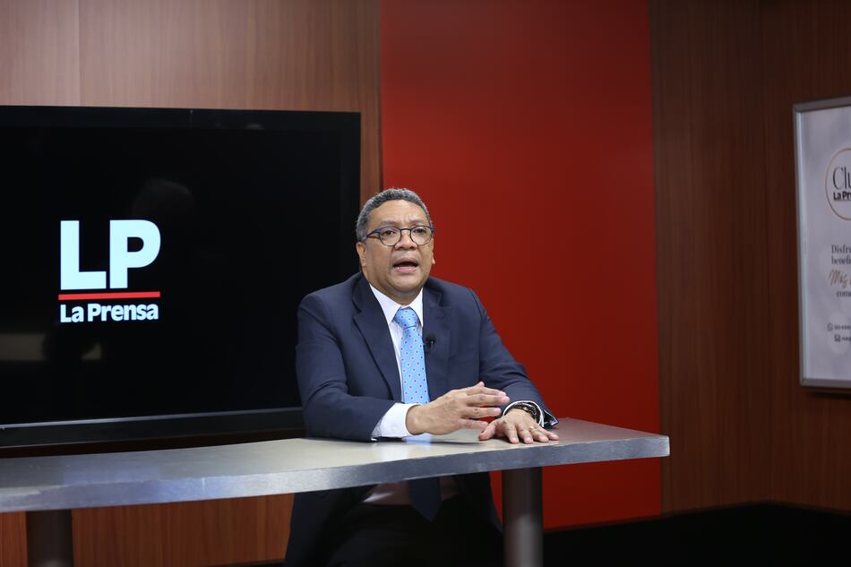 Las inversiones de la CSS: Dino Mon expone su visión sobre quién debe administrarlas