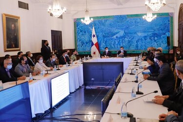 Subcomisión definirá parámetros para la compra internacional de medicamentos; Cortizo recibirá la propuesta la próxima semana