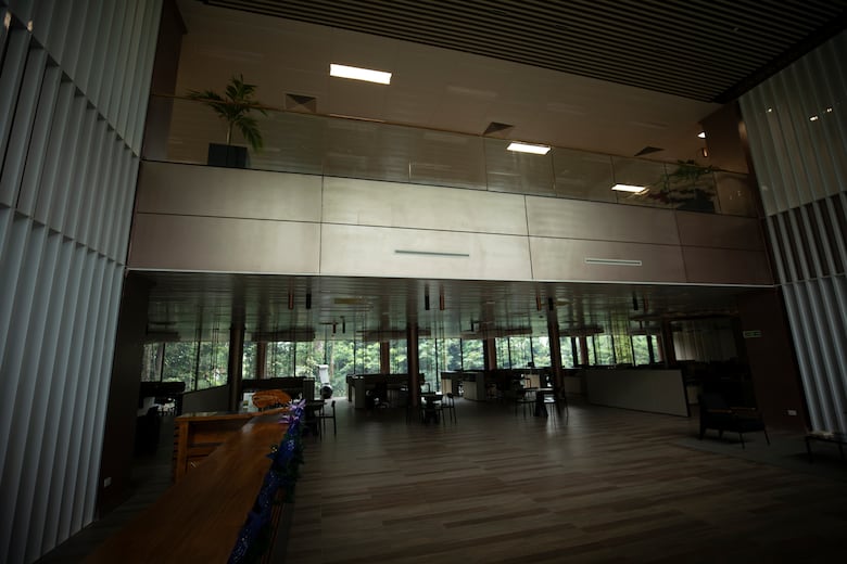 ¿Qué sucede dentro de la mina de Donoso?