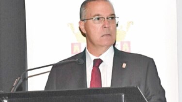 ‘Un grupo minúsculo’ se opone al plan de la playa