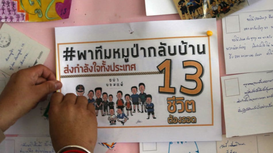 Los ocho niños rescatados de una cueva en Tailandia están en 'buen estado mental'