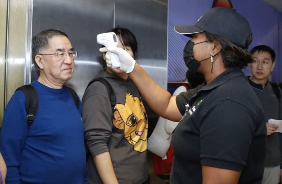 Minsa: viajeros procedentes de Asia deben firmar una encuesta de salud