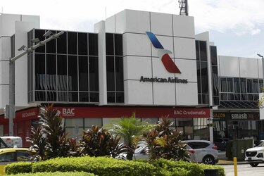 American Airlines cierra oficina comercial en Panamá, pero mantiene operaciones aéreas