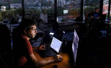 Apagón deja a oscuras a casi toda Venezuela