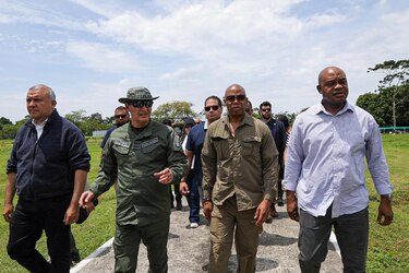 Crisis migratoria: alcalde de Nueva York visita Acandí, Capurganá y Sapzurro