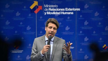 Ecuador convoca a reunión de países productores de petróleo
