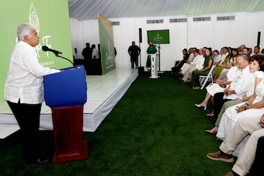 Construcción del tren Panamá-David arranca en enero de 2026, dice Mulino