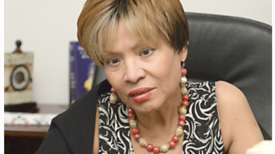 Despido de Maribel Coco por plagio de Udelas sigue en pie