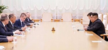 Kim Jong-Un dice que se compromete en la desnuclearización de la península coreana