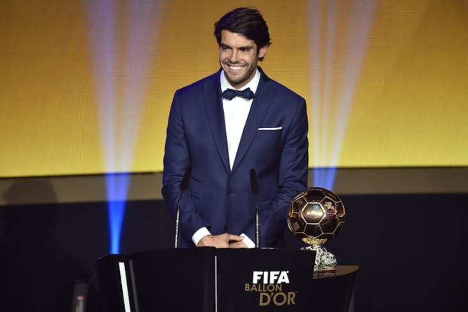 El futbolista brasileño Kaká se retira