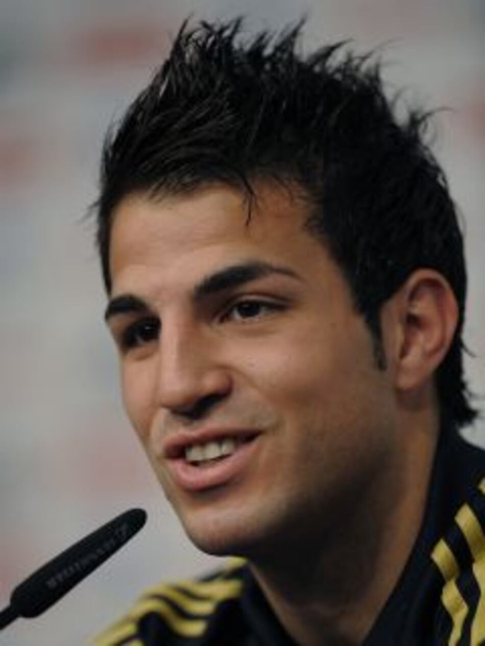 El Arsenal dice que 'no hay nada concluido' sobre Fábregas