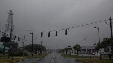La tormenta Barry se convierte en huracán de categoría 1 antes de tocar costa de Estados Unidos