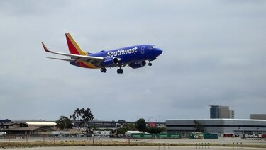 Avión se devuelve para entregar un corazón humano olvidado a bordo