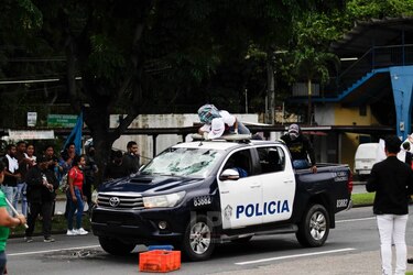 Tribunal revoca medida de arresto domiciliario a dos implicados en la destrucción de patrulla de la Policía Nacional