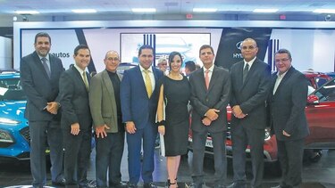 Petroautos lanza sus dos nuevos modelos en el Panamá Motor Show