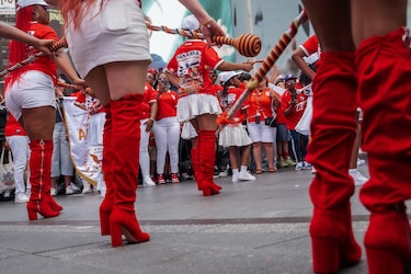 Times Square se tiñe de rojo con el banderazo panameño