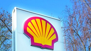 Shell supera utilidades de Exxon al cierre de 2016