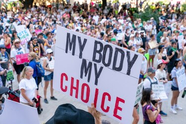 La Casa Blanca critica las leyes ‘drásticas’ que prohíben el aborto en Estados Unidos