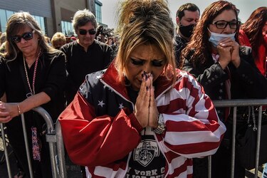 El presidente Trump ‘no está fuera de peligro’, dice su médico