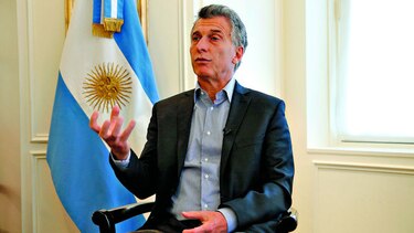Congelan sueldos de altos funcionarios argentinos