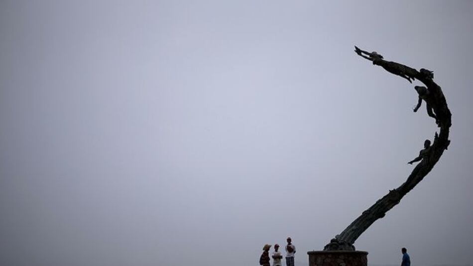 Ante la llegada del huracán ‘Patricia’ es evacuada Puerto Vallarta