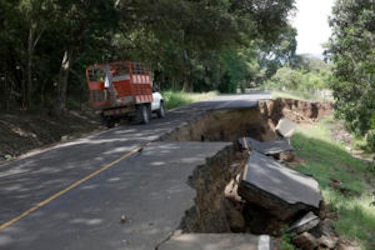 En la costa de Veraguas, sobrevivir al terremoto es buscar agua y alimentos